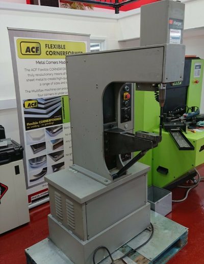 HP6D Haeger machine